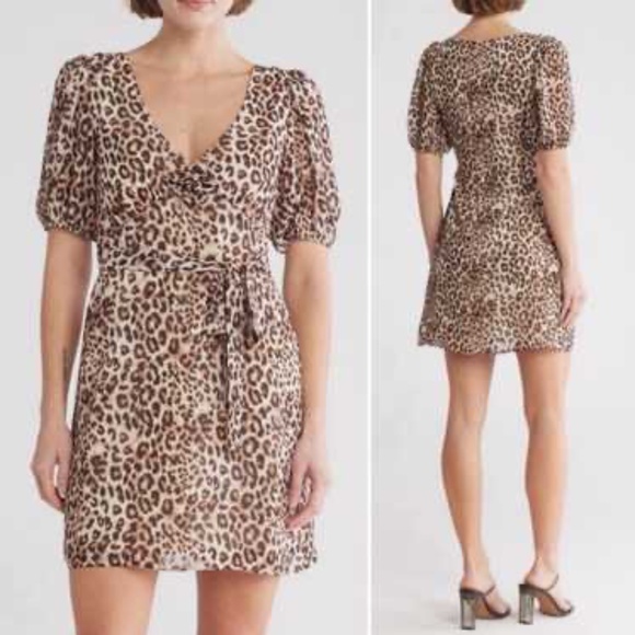 Wayf Dresses & Skirts - NEW Wayf Leopard Print Puff Sleeve Dress